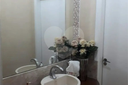 Sobrado à venda com 3 quartos, sendo 1 suíte, em Jardim das Vertentes, São Paulo, SP