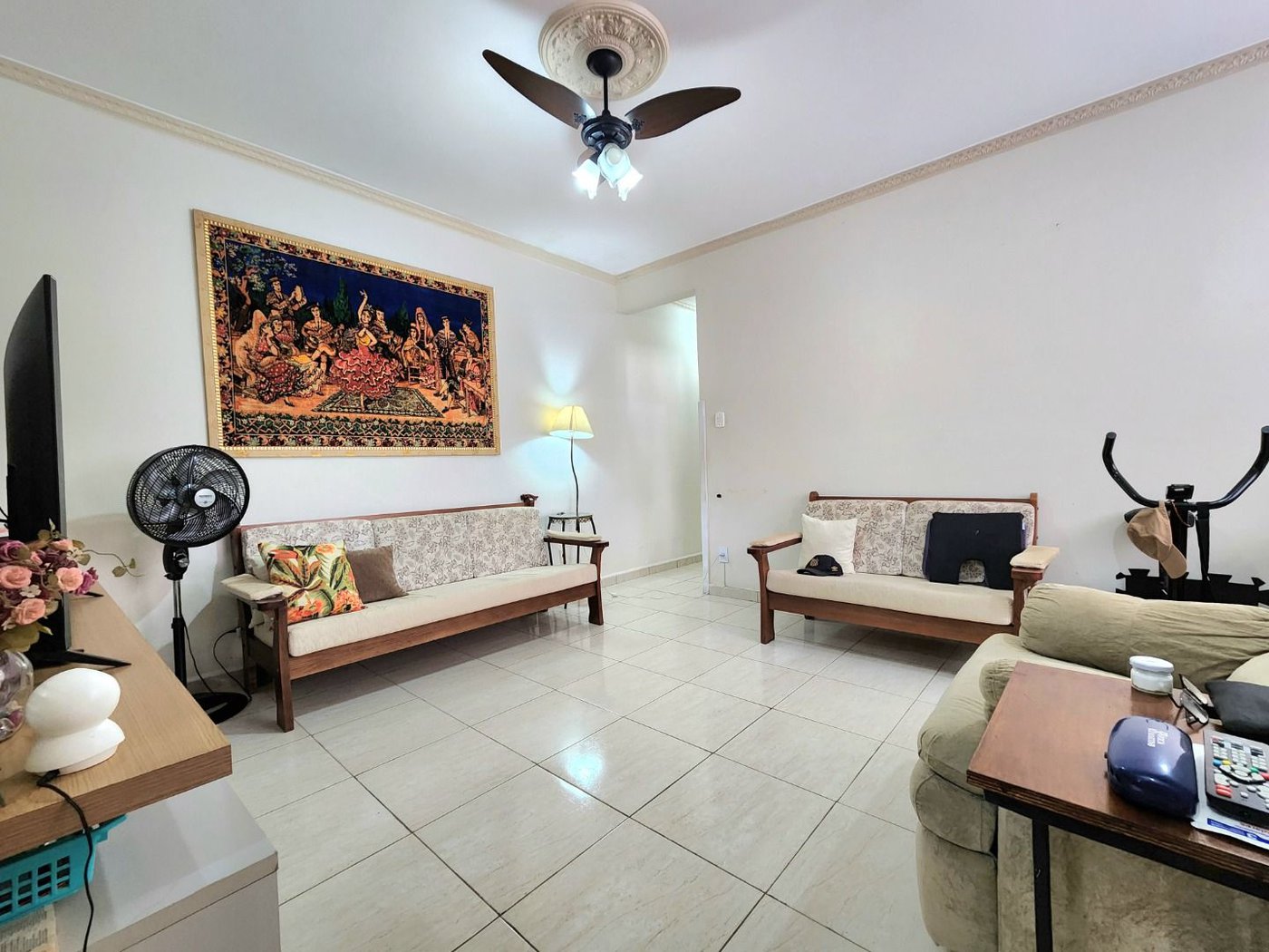 Apartamento próximo da praia com 2 dormitórios à venda, 85 m² por R$ 449.000 - Gonzaga - Santos/SP