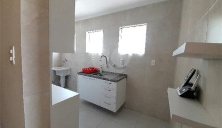 Apartamento à venda com 2 quartos em Vila Romano, São Paulo, SP