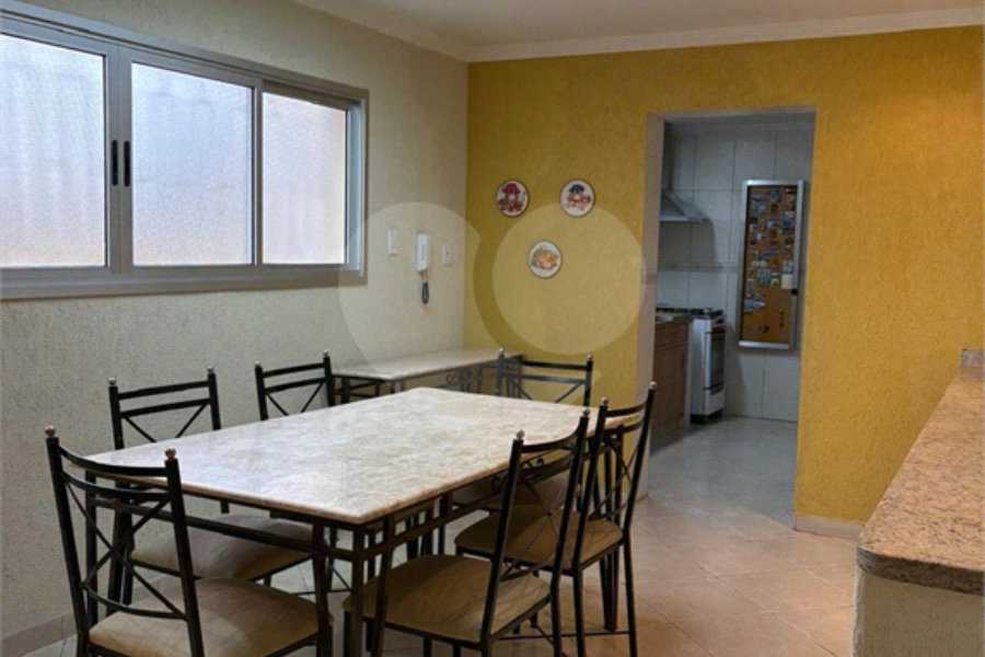 Sobrado à venda com 3 quartos em Santana, São Paulo, SP