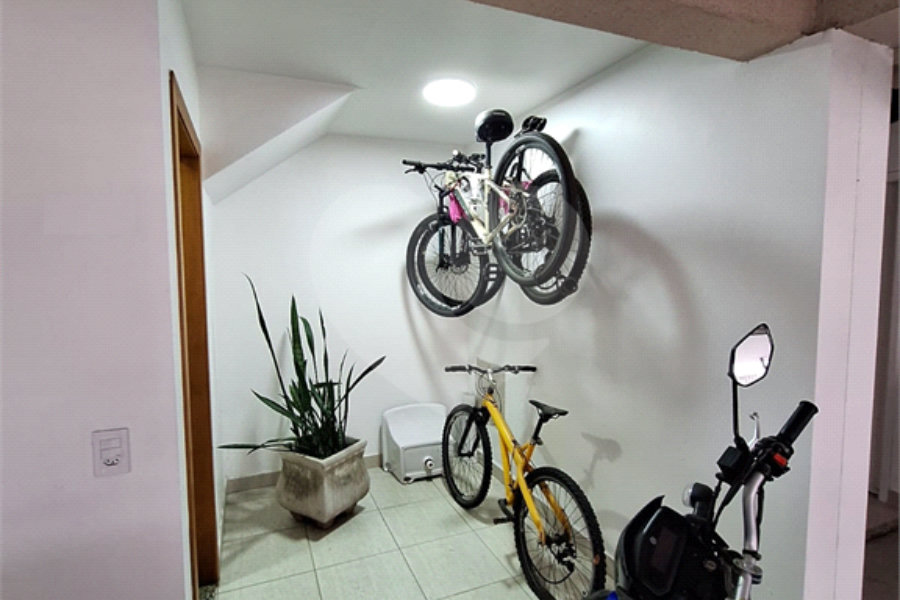 Casa à venda com 3 quartos, sendo 1 suíte, no condomínio Res San Raphael, São Paulo - SP