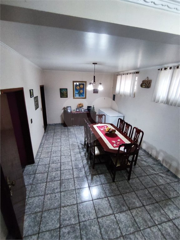Sobrado à venda com 3 quartos, sendo 1 suíte, em Campos Elíseos, Ribeirão Preto, SP