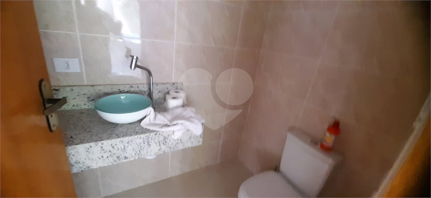 Casa à venda com 1 suíte no condomínio Associação Reserva das Hortênsias, Mairiporã - SP