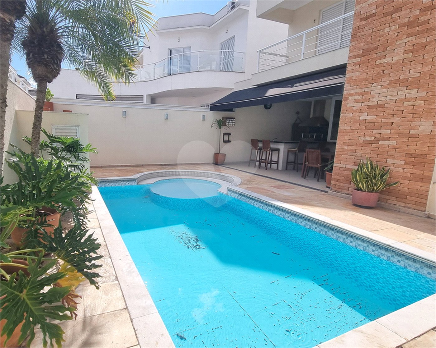 Casa à venda com 4 suítes no condomínio Mont Blanc, Sorocaba - SP
