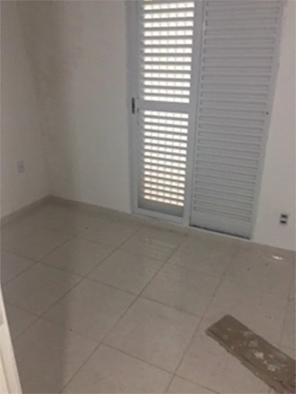 Sobrado à venda com 6 quartos, sendo 4 suítes, em Jardim Ester, São Paulo, SP