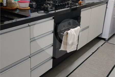Apartamento à venda com 2 suítes em Jardim Londrina, São Paulo, SP