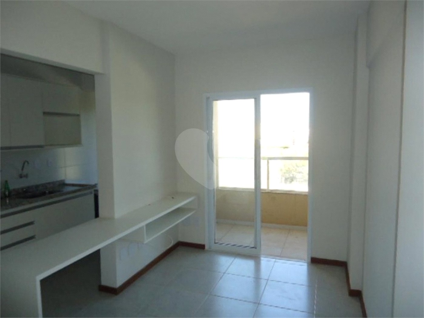 Apartamento no Condomínio Via Campus.