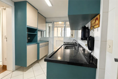 Apartamento à venda com 3 quartos, sendo 1 suíte, em Jardim das Acácias, São Paulo, SP