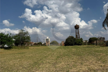 Terreno à venda em Vila Xavier (vila Xavier), Araraquara, SP