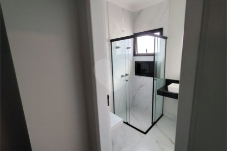 Casa à venda com 4 quartos, sendo 3 suítes,  no condomínio Residencial Golden Ville, Itapetininga - SP