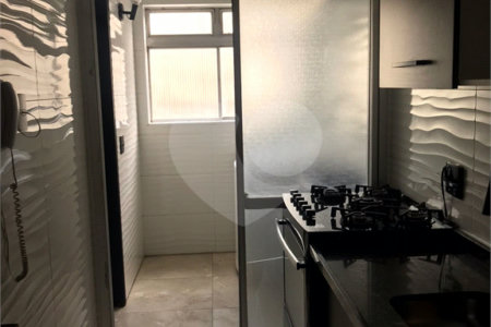 Apartamento na Consolação com 97m², 3 dormitórios, 1 vaga, próximo a Av. Paulista e estação de metrô