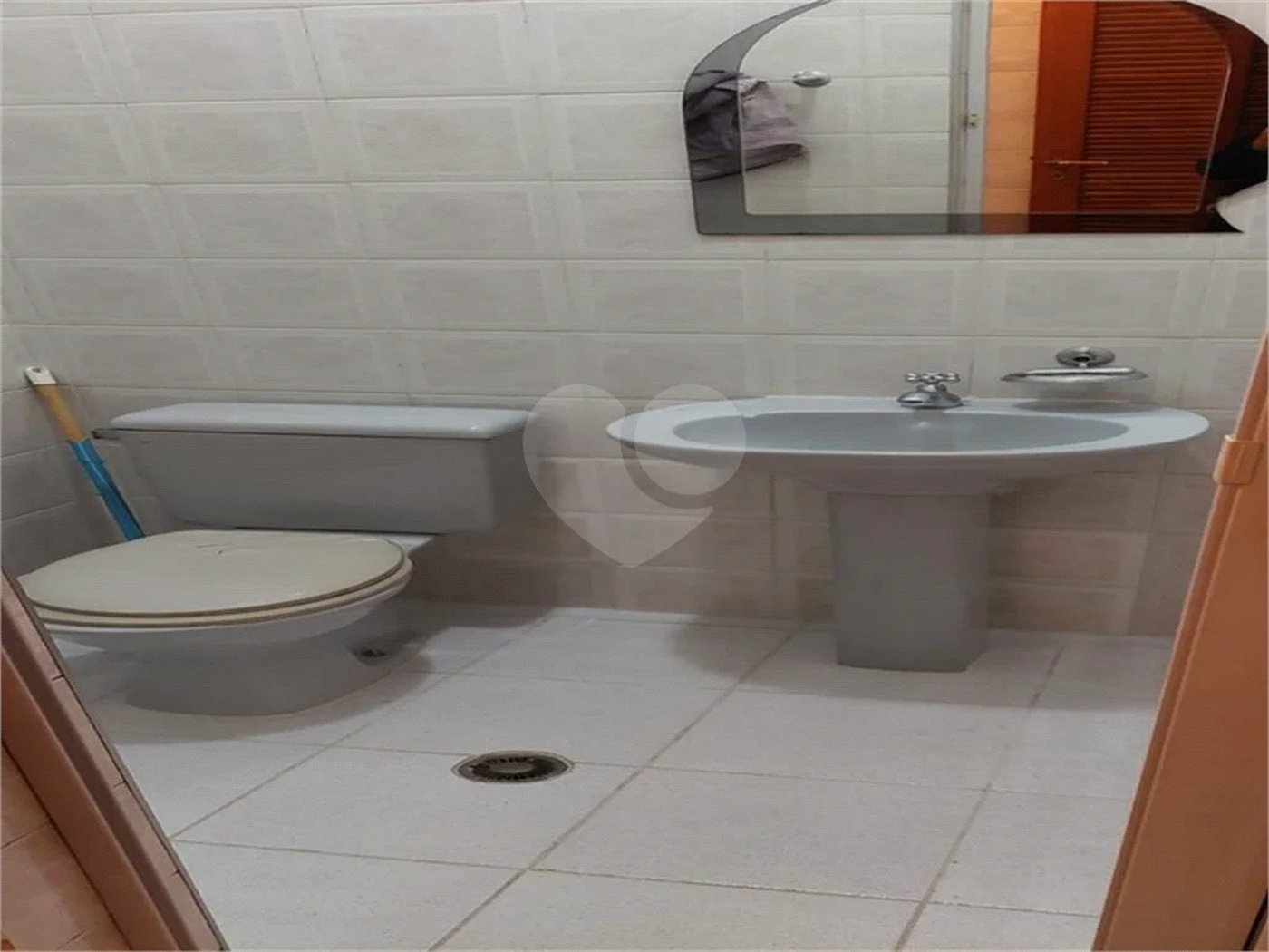 Casa com dois pavimentos na Barra Funda:
