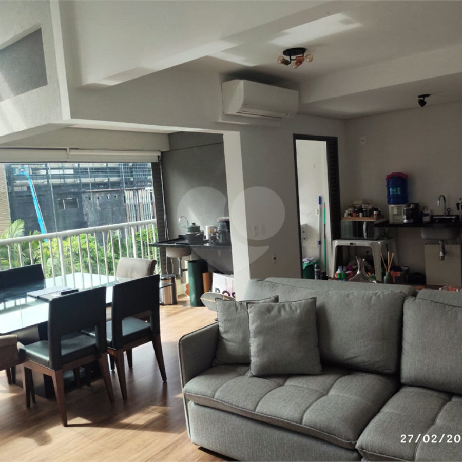 Excelente Apartamento de 01 Suíte em Moema!
