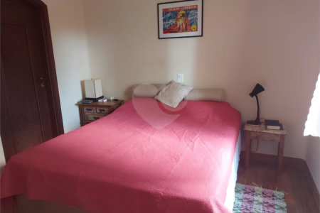 Apartamento à venda com 3 quartos, sendo 1 suíte,  em Enseada, Guarujá, SP