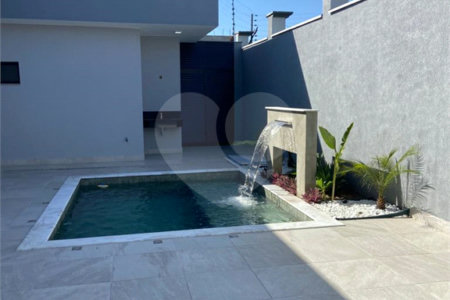 Casa à venda com 3 suítes no condomínio Residencial Maria Dulce, Indaiatuba - SP