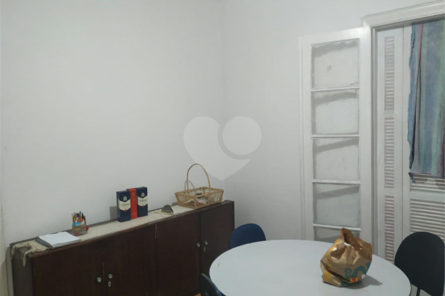 Casa à venda com 7 quartos, sendo 1 suíte, em Santana, São Paulo, SP