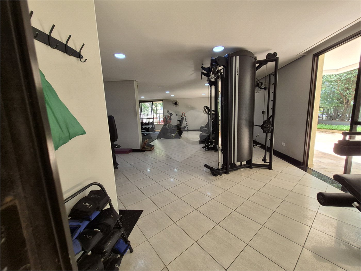 Cobertura à venda com 4 quartos, sendo 2 suítes, em Vila Hamburguesa, São Paulo, SP