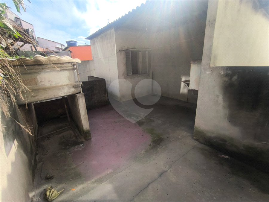 Casa à venda ou para alugar com 5 quartos, sendo 1 suíte,  em Parque Independência, São Paulo, SP