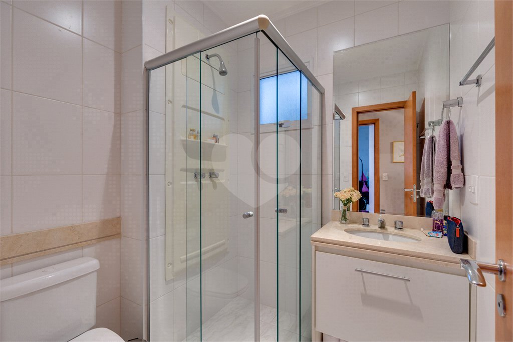 Casa à venda com 3 suítes no condomínio Villa Splendore, São Paulo - SP