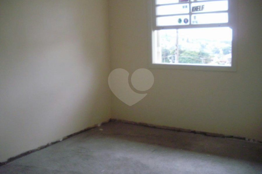 Sobrado à venda com 3 quartos, sendo 1 suíte, em Horto, São Paulo, SP