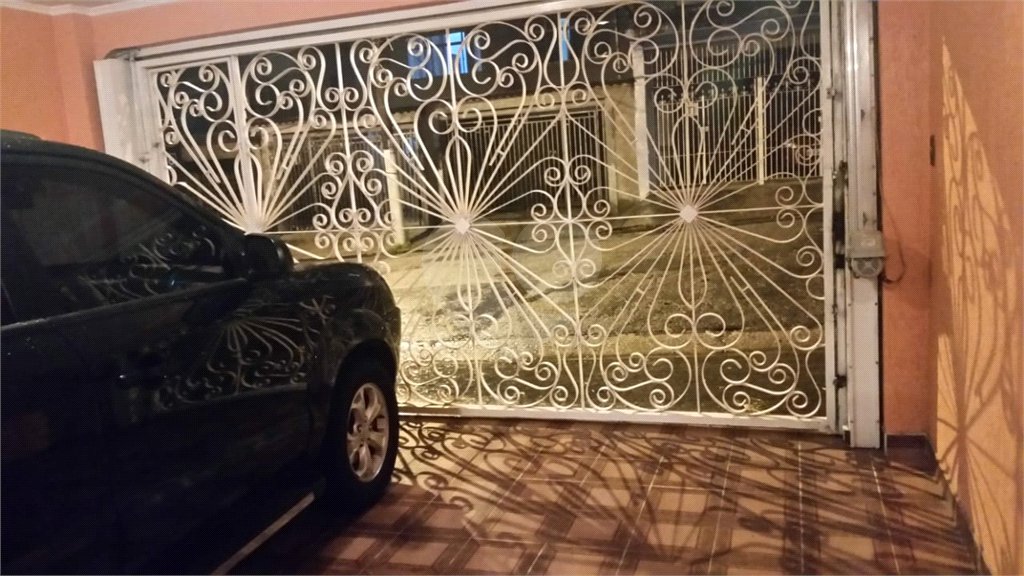 Sobrado à venda com 3 suítes em Jardim Maria Estela, São Paulo, SP