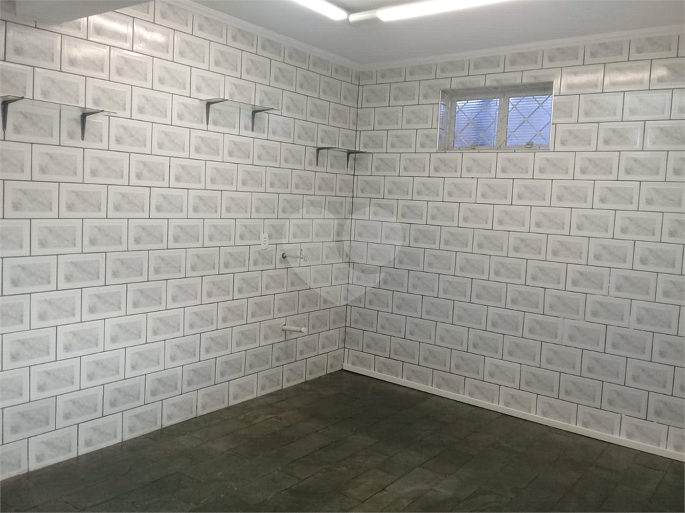 Sobrado à venda com 4 quartos, sendo 2 suítes,  em Jardim Regina, Indaiatuba, SP