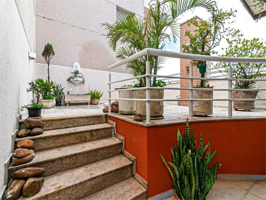 Cobertura à venda com 4 suítes em Vila Suzana, São Paulo, SP