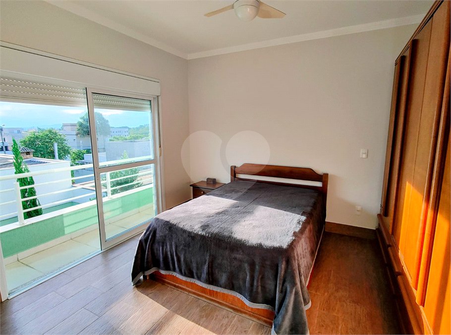 Casa à venda com 3 suítes no condomínio Colinas do Sol, Sorocaba - SP
