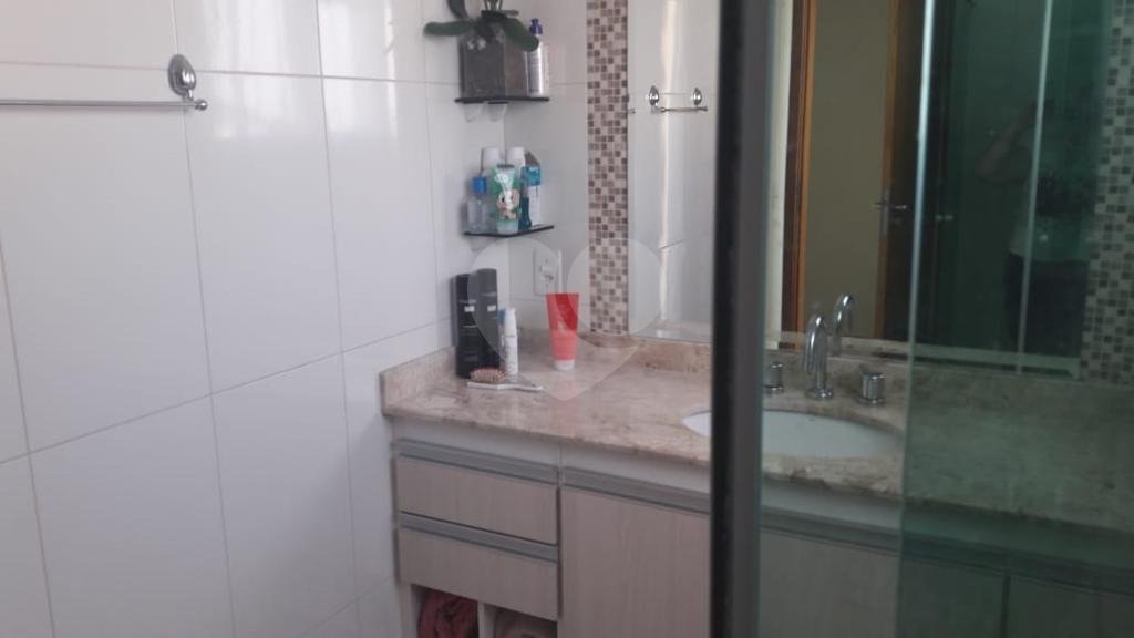Sobrado à venda com 4 quartos, sendo 3 suítes, em Jardim Virginia Bianca, São Paulo, SP