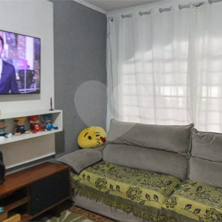 Sobrado à venda com 6 quartos, sendo 1 suíte, em Vila Olinda, São Paulo, SP