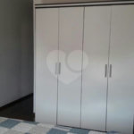 Sobrado à venda com 3 quartos, sendo 1 suíte, em Vila Nivi, São Paulo, SP