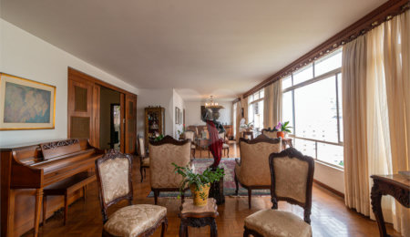 Apartamento à venda com 3 quartos, sendo 1 suíte,  em Jardim Paulista, São Paulo, SP