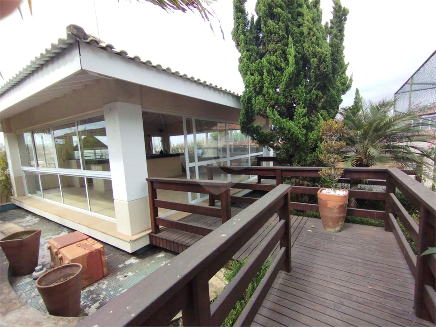Casa à venda com 4 suítes em Parque dos Príncipes, São Paulo, SP