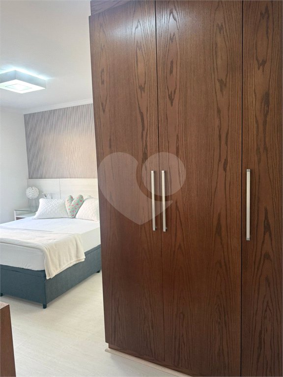 Casa à venda com 3 quartos, sendo 1 suíte, no condomínio Villas de São Francisco, São Paulo - SP