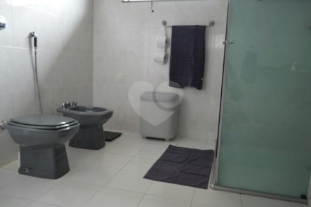 Casa à venda com 4 quartos, sendo 2 suítes, em Vila Mogilar, Mogi das Cruzes, SP