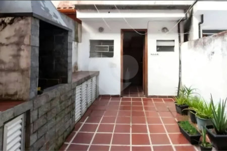 Sobrado à venda com 3 quartos em Jardim Peri Peri, São Paulo, SP