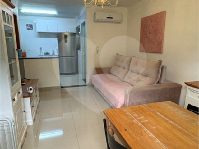 Casa à venda com 2 suítes no condomínio Santana, São Paulo - SP