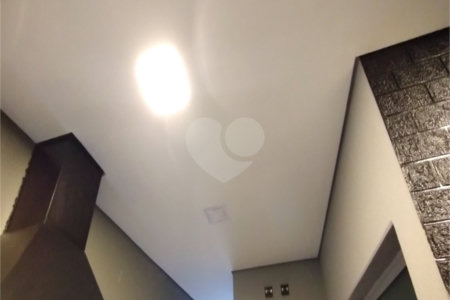 Casa à venda com 3 quartos, sendo 1 suíte, no condomínio Rio das Pedras, Salto - SP