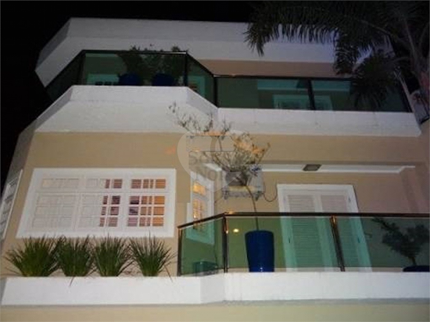 Casa à venda com 4 suítes em Jardim Floresta, São Paulo, SP