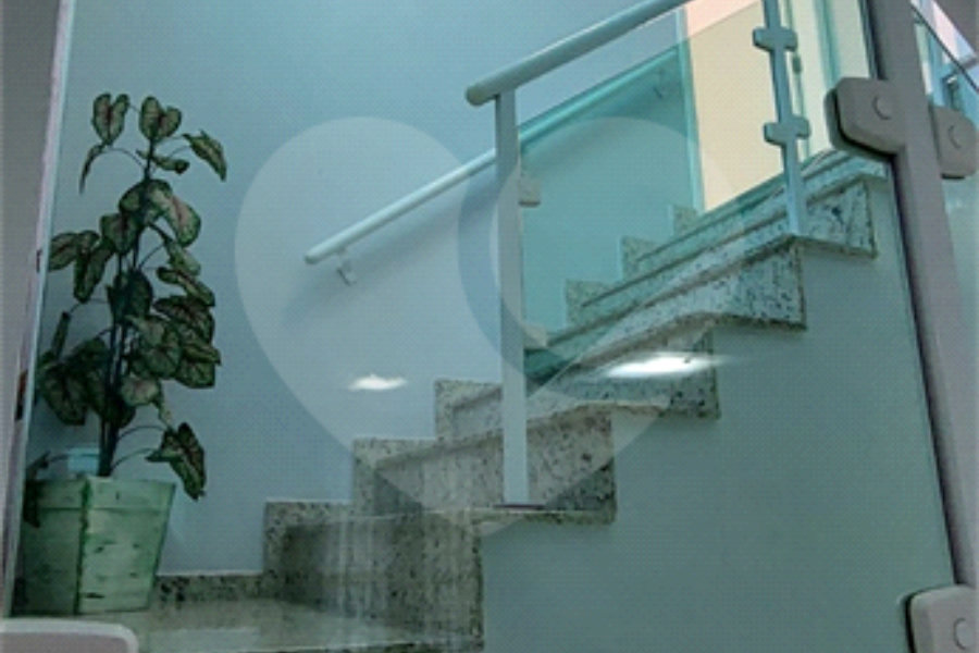 Sobrado à venda com 3 quartos, sendo 1 suíte, em Limão, São Paulo, SP