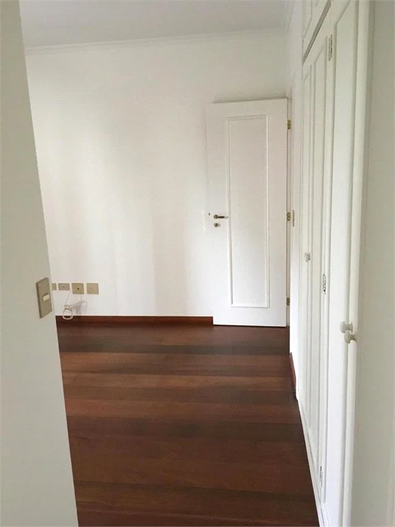 Apartamento à venda com 4 quartos, sendo 2 suítes, em Vila Andrade, São Paulo, SP