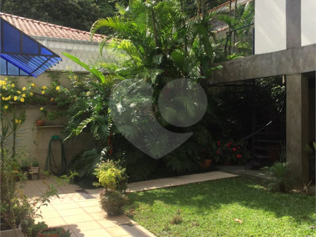 Sobrado à venda com 4 quartos, sendo 3 suítes,  em Mandaqui, São Paulo, SP