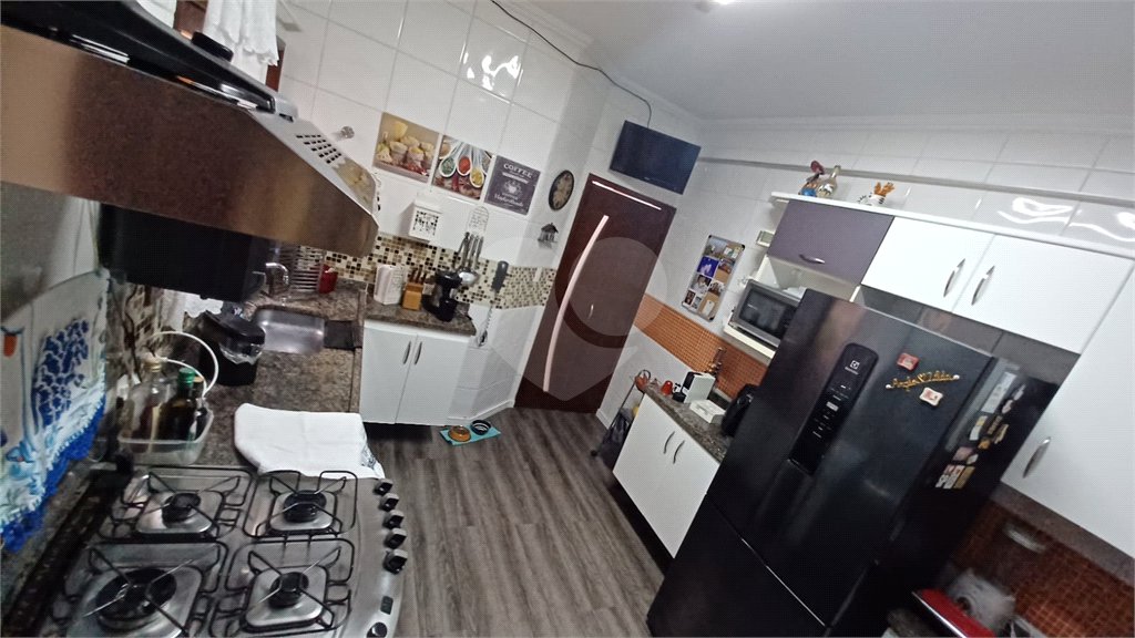 Casa à venda com 3 quartos, sendo 1 suíte, no condomínio Residencial Morada do Horto, São Paulo - SP