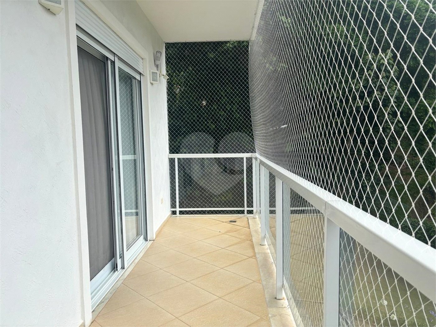 Casa à venda com 4 quartos, sendo 3 suítes, no condomínio Parque Itatiaia, Mairiporã - SP