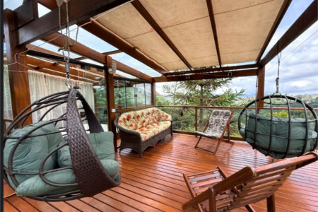 Casa à venda com 4 suítes em Vila Natal, Campos do Jordão, SP