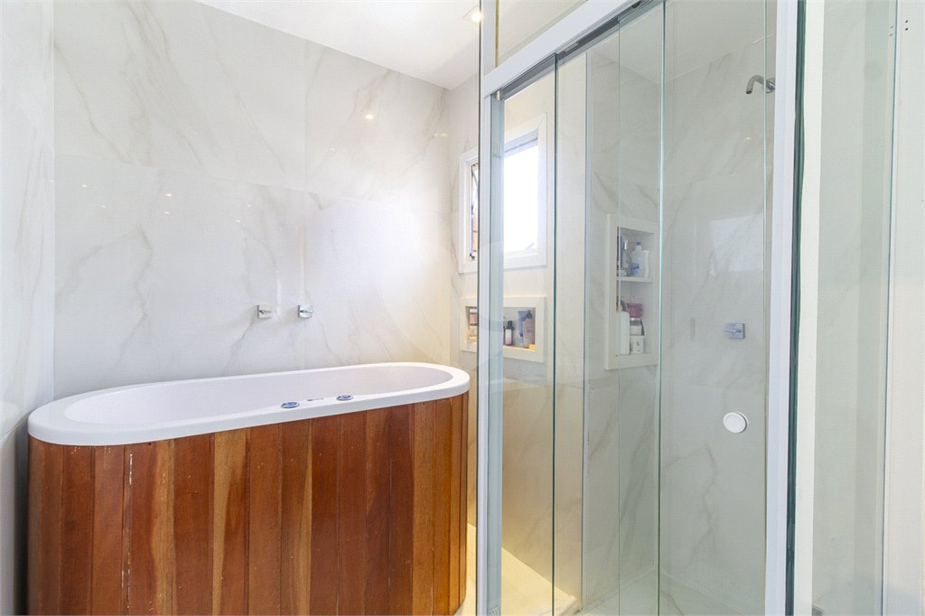 Apartamento à venda com 4 quartos, sendo 2 suítes, em Indianópolis, São Paulo, SP