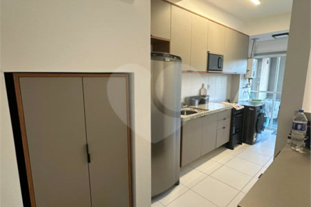 Apartamento à venda com 2 quartos, sendo 1 suíte, em Bairro do Cambará, São Roque, SP