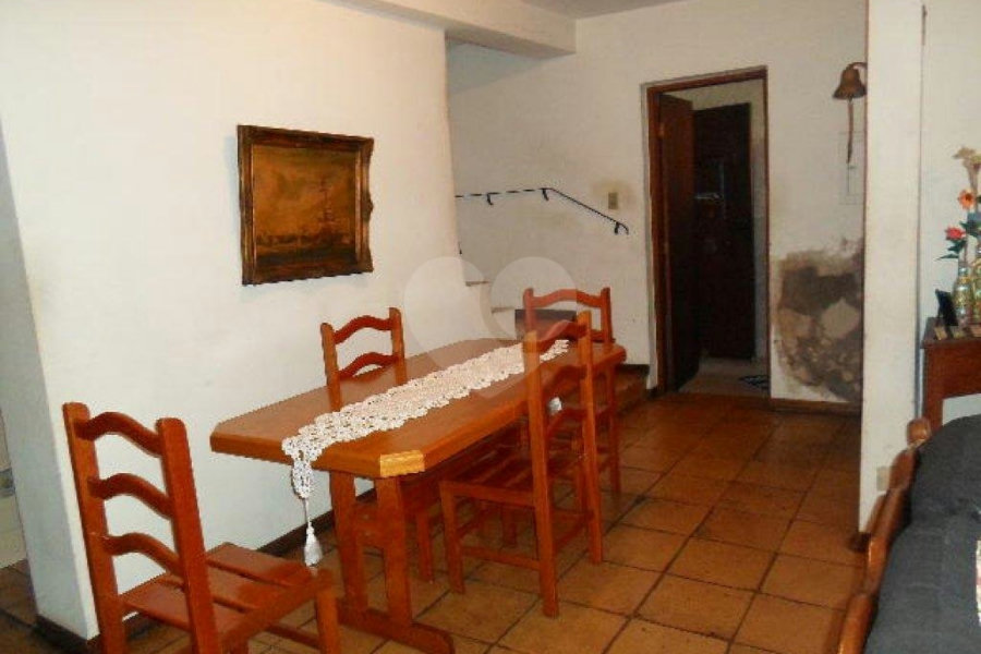 Sobrado à venda com 3 quartos em Água Fria, São Paulo, SP