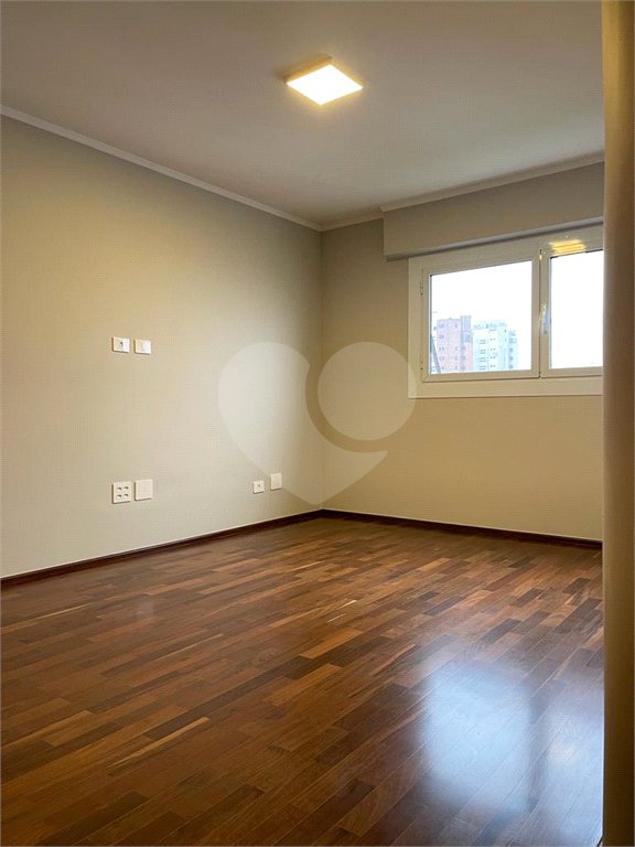 Apartamento à venda com 4 quartos, sendo 2 suítes, em Vila Andrade, São Paulo, SP