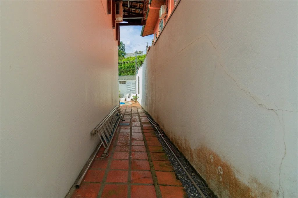 Casa à venda com 4 quartos, sendo 3 suítes, em Jardim Panorama, São Paulo, SP